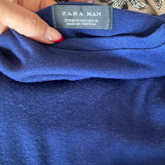 Zara men stretchable T-shirt - Picture 2 of 2